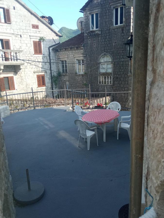 Apartment Rosic Пераст Экстерьер фото