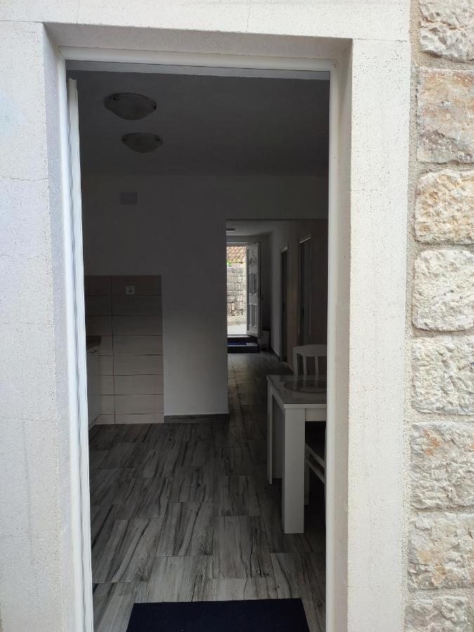 Apartment Rosic Пераст Экстерьер фото